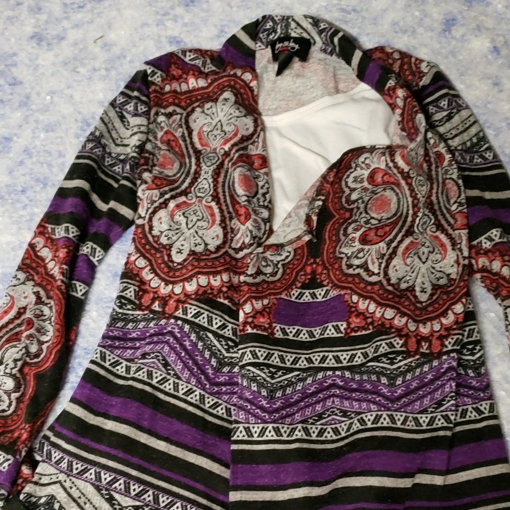 Long sleeved sweater